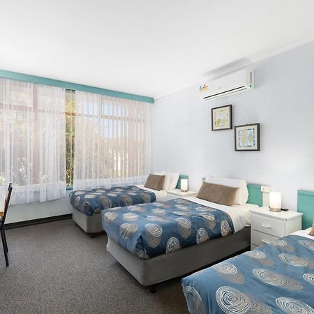 מאונט גמבייר Red Carpet Motel חדר תמונה